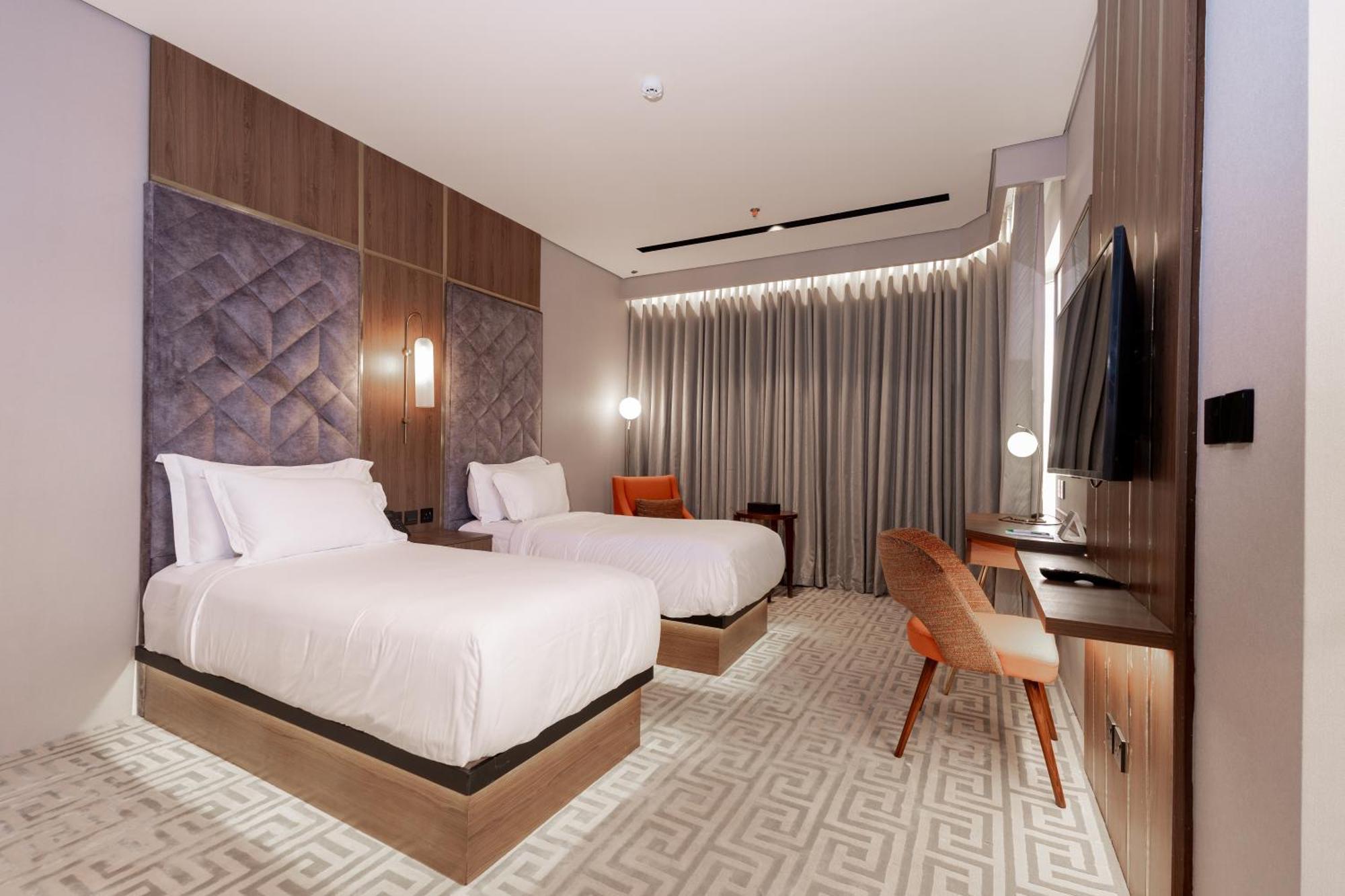 Damask Hotels Ал Хада Екстериор снимка