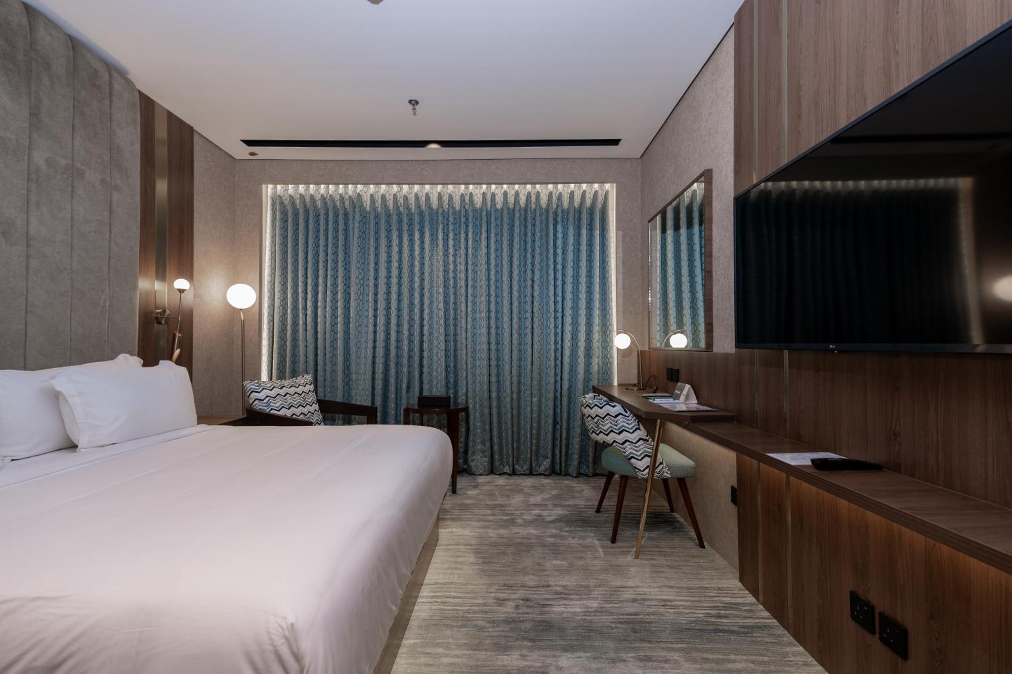 Damask Hotels Ал Хада Екстериор снимка